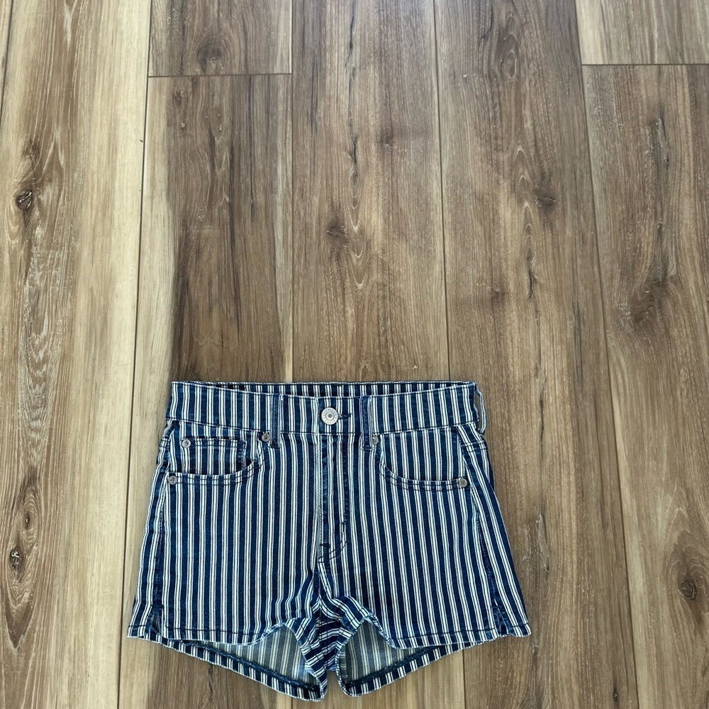 American Eagle women’s striped hi rise shortie size 2